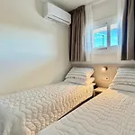 Apartament Festasol 102